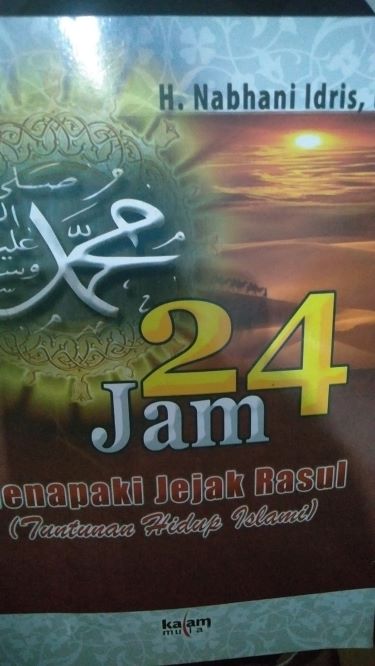 24 Jam Menapaki Jejak Rasul