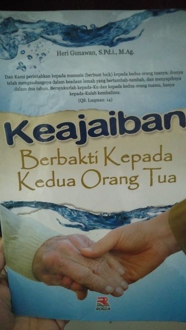 Keajaiban Berbakti Kepada Orang Tua