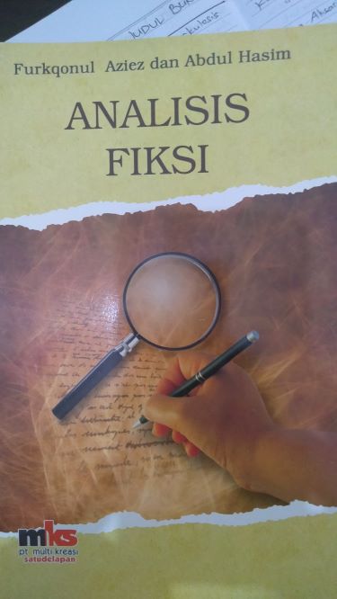 Analisis Fiksi