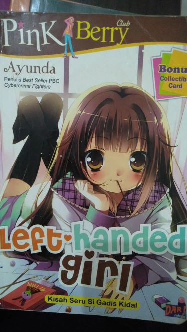 Left-Handed Girl